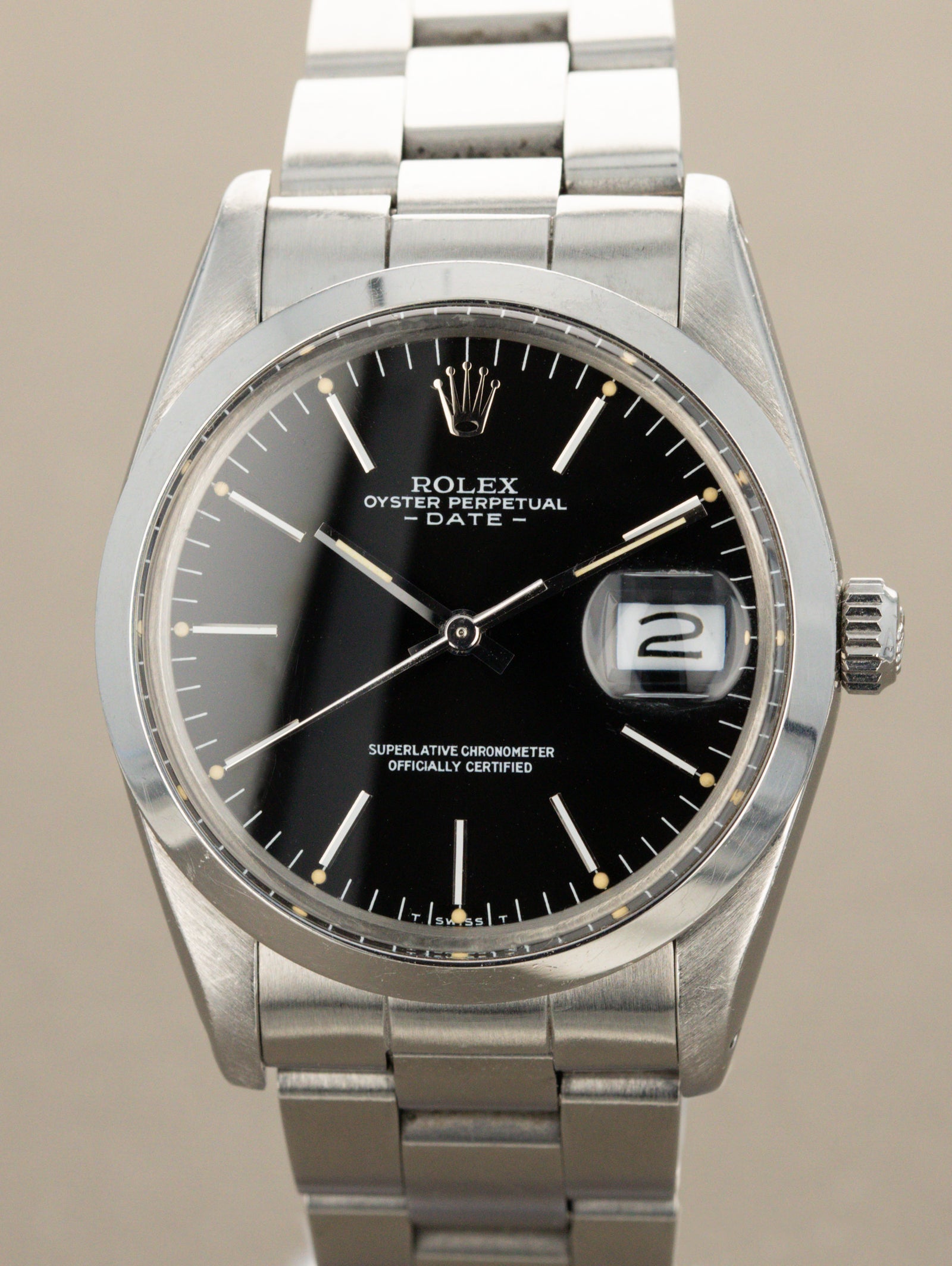 Rolex Oyster Perpetual Date Ref. 15000 - Gloss Black Dial