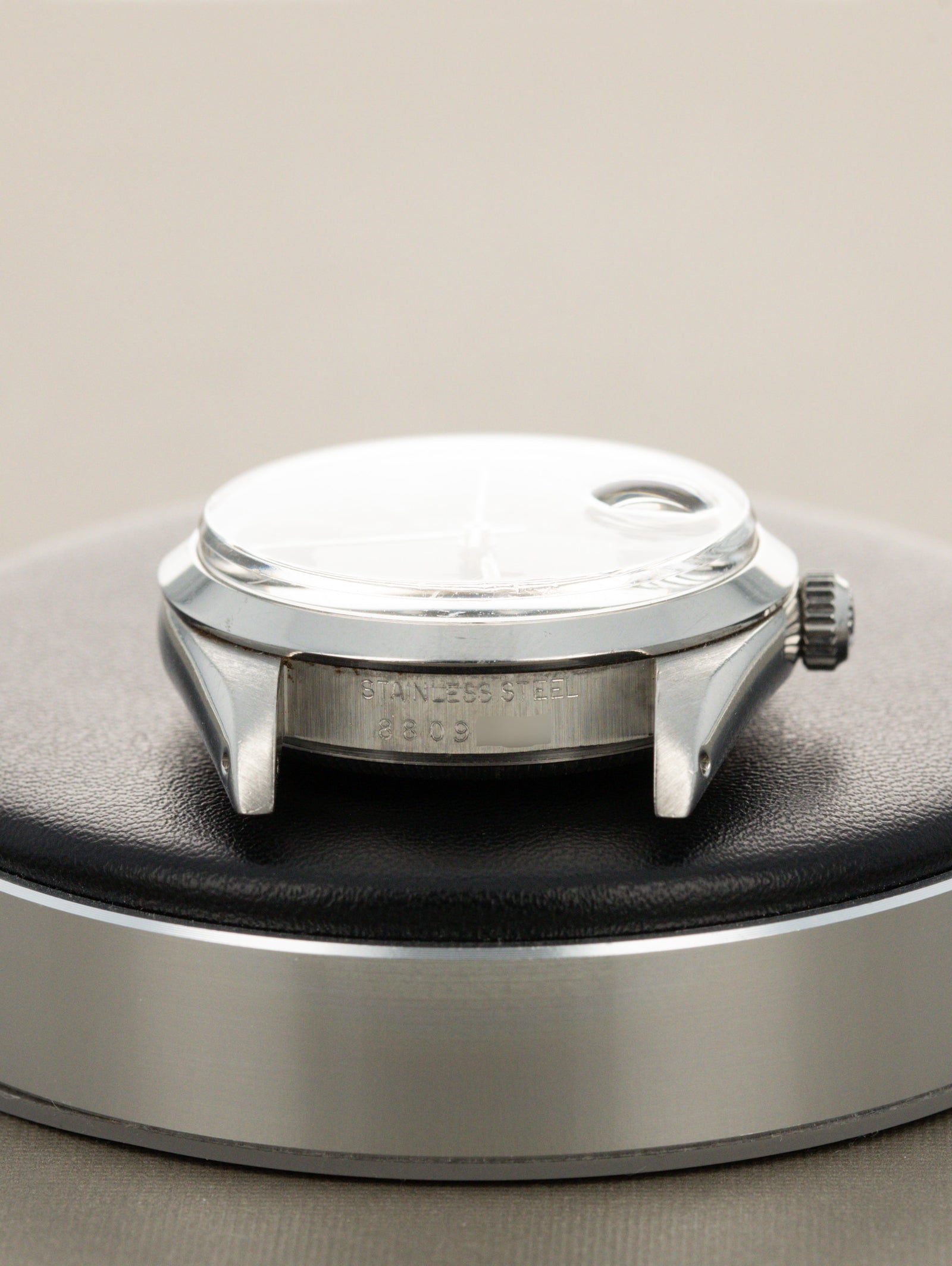Rolex Oyster Perpetual Date Ref. 15000 - Gloss Black Dial