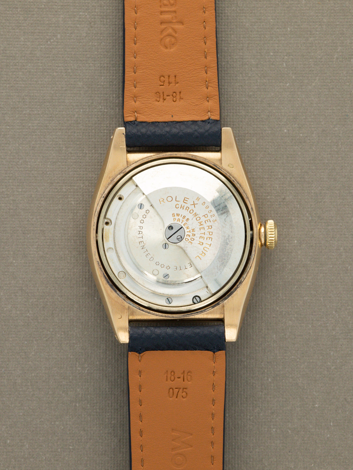 Rolex Oyster Perpetual Ref. 3372 - 'Bubbleback' Satin Silver Dial w/ Boxes