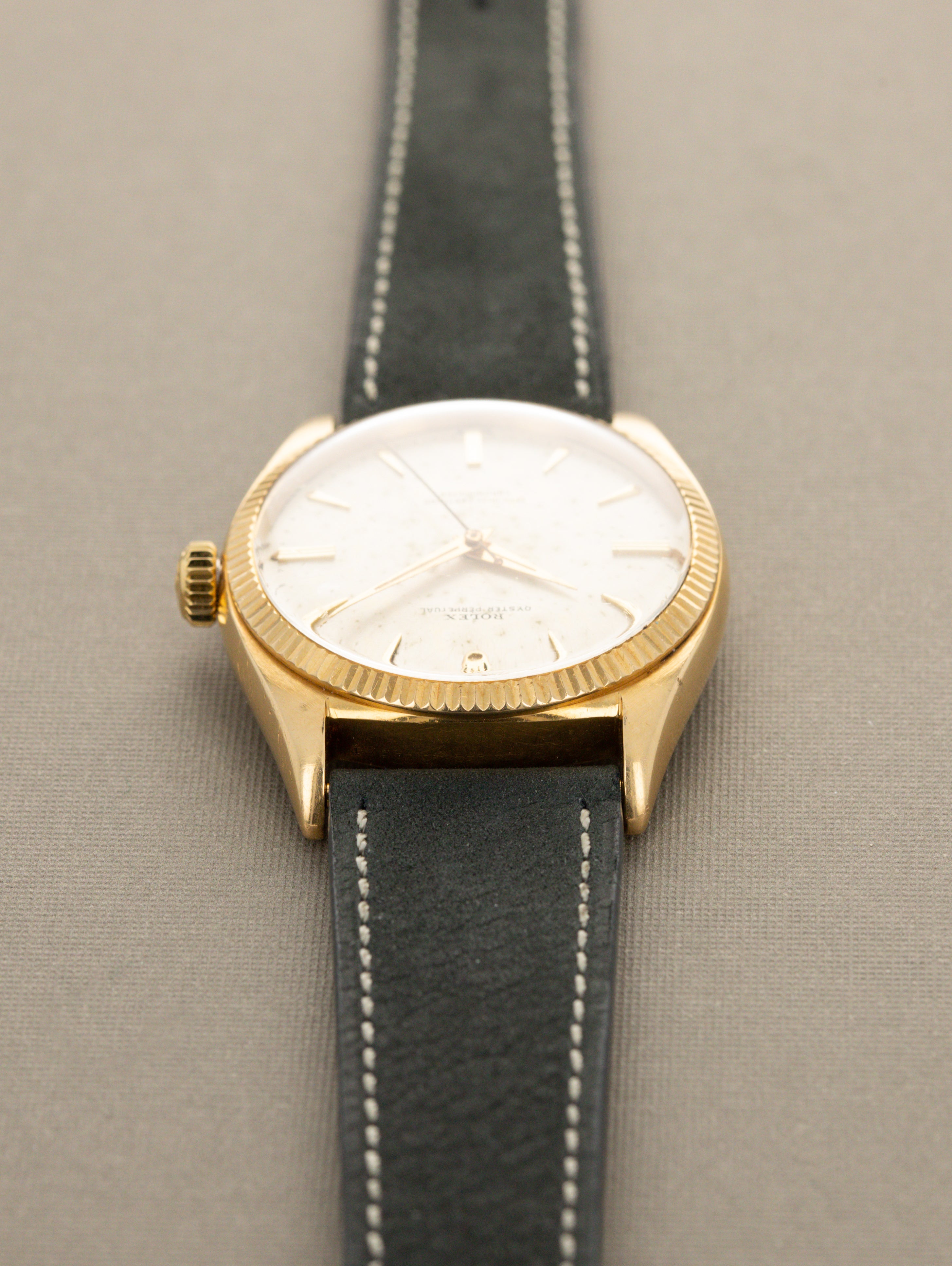 Rolex Oyster Perpetual Ref. 6599 'Jumbo' - Sunburst Silver Dial w/ Box & Papers