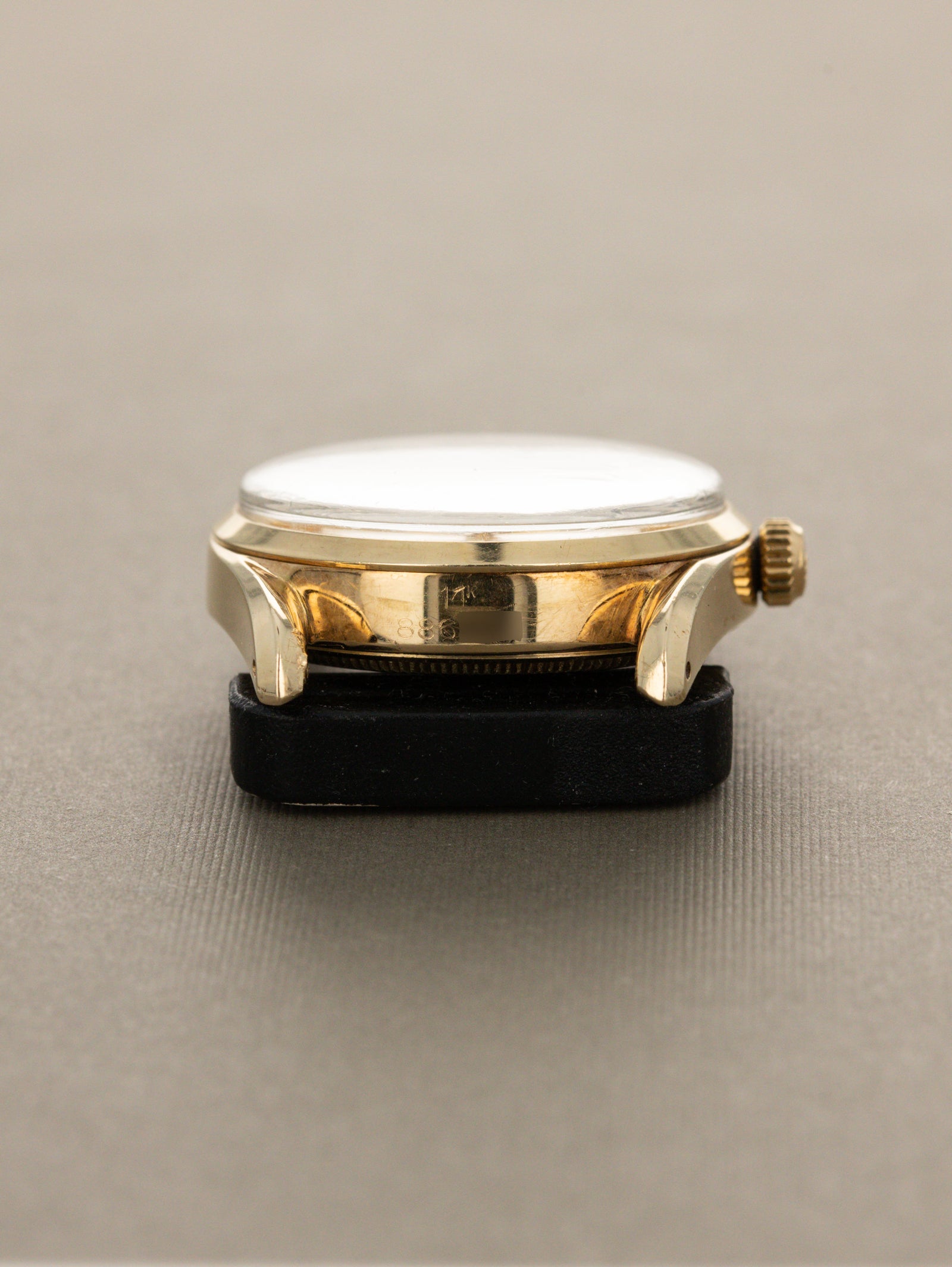 Rolex Oyster Perpetual Ref. 1010 - 'Bombe' Lug