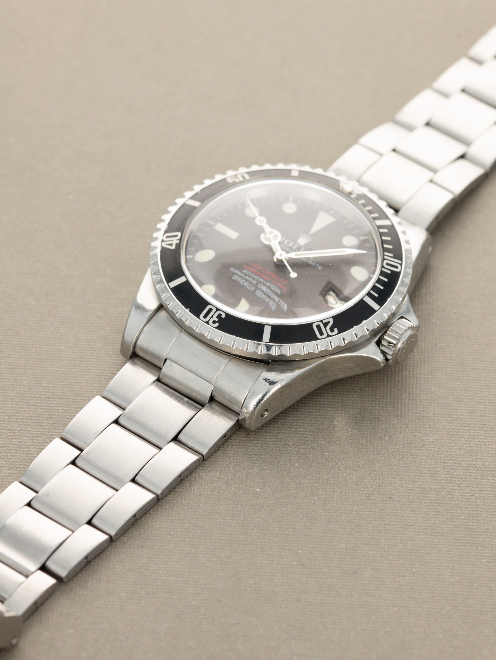 Rolex Sea-Dweller Ref. 1665 'Double Red' - Patent Pending 'Thin Case' With 'Tropical' Dial