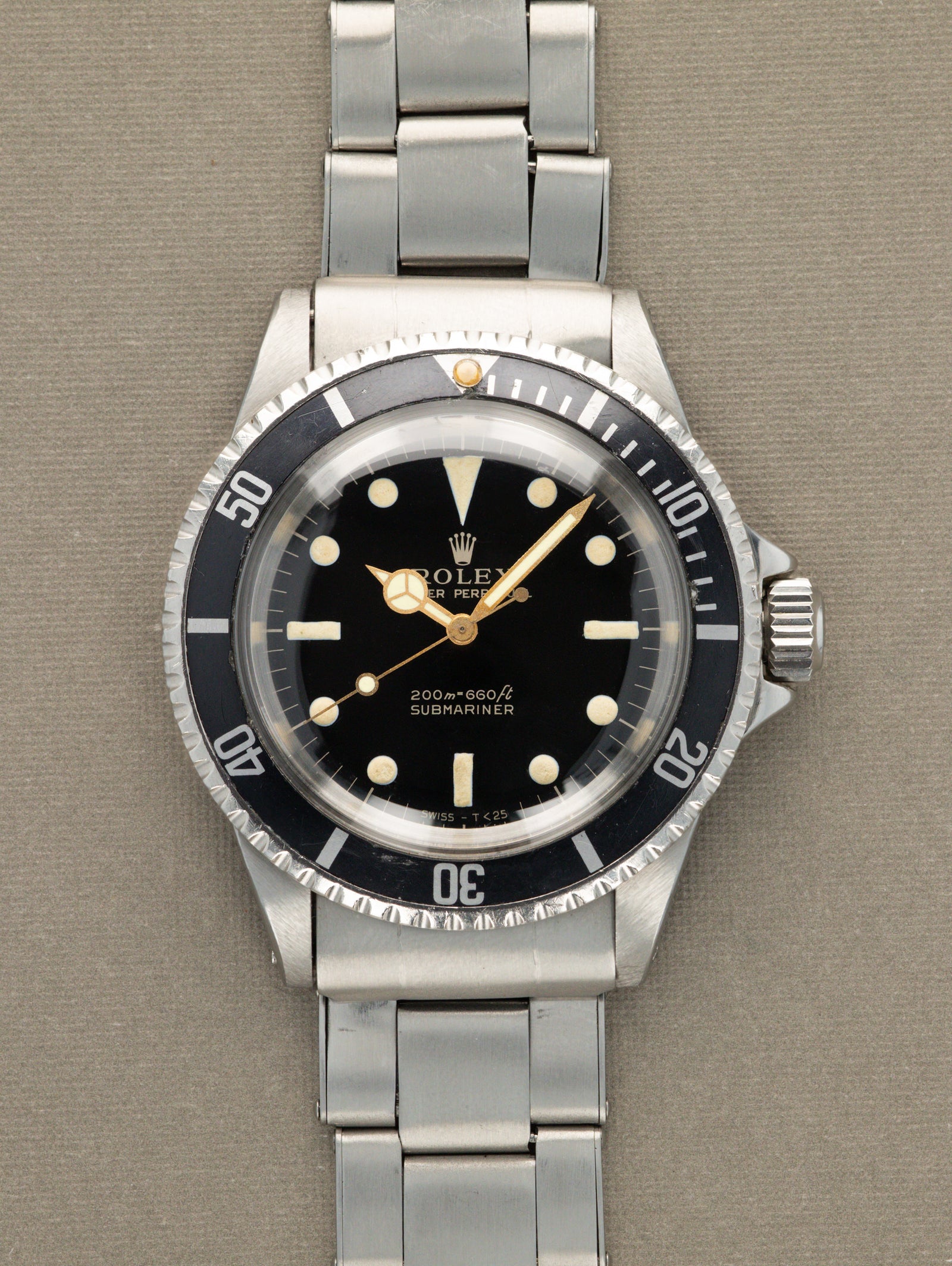 Rolex Submariner Ref. 5513 - 'Gilt' Dial