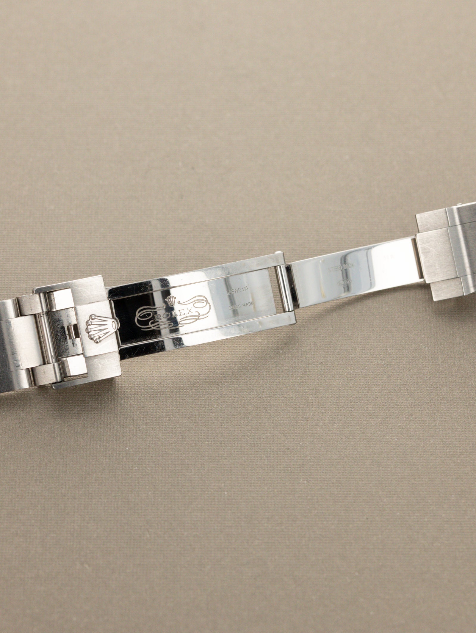 Rolex Submariner Ref. 114060 - 'No Date' Unpolished Full Set