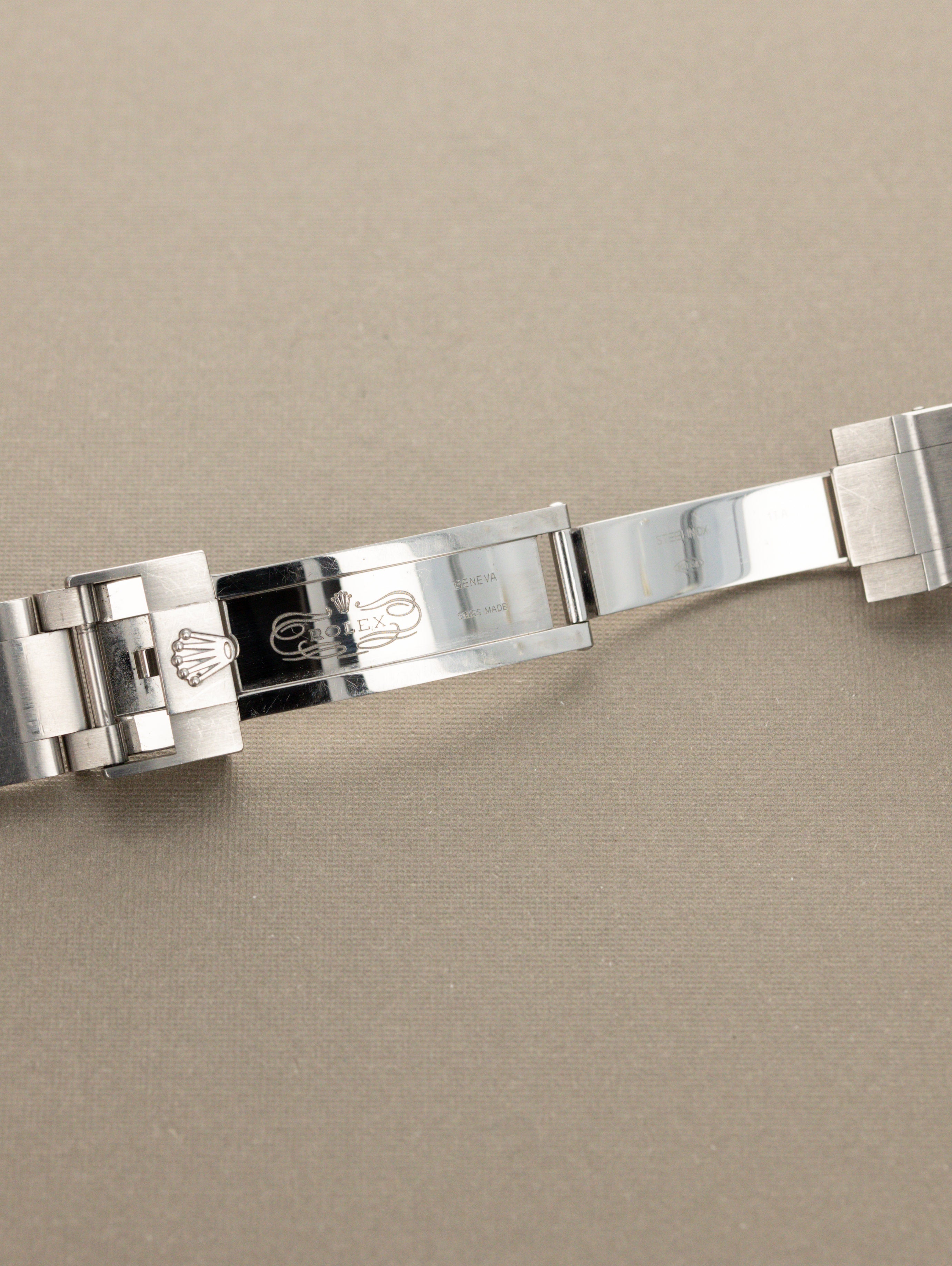 Rolex Submariner Ref. 114060 - 'No Date' Unpolished Full Set