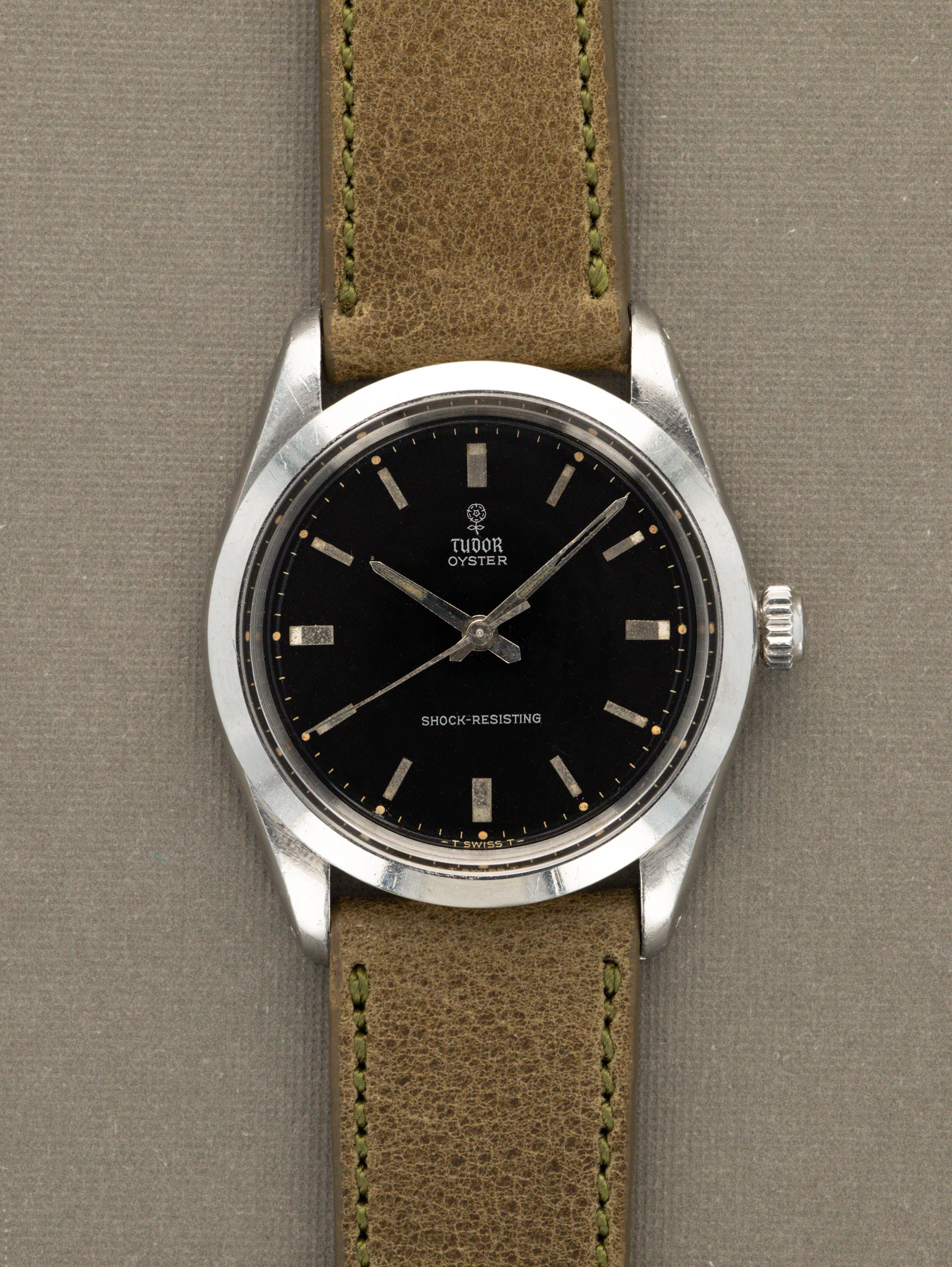 チューダー オイスター 7984 ・TUDOR oyster Tudor Oyster Ref. 7984 - Black Gilt 'Rose' Dial Unpolished