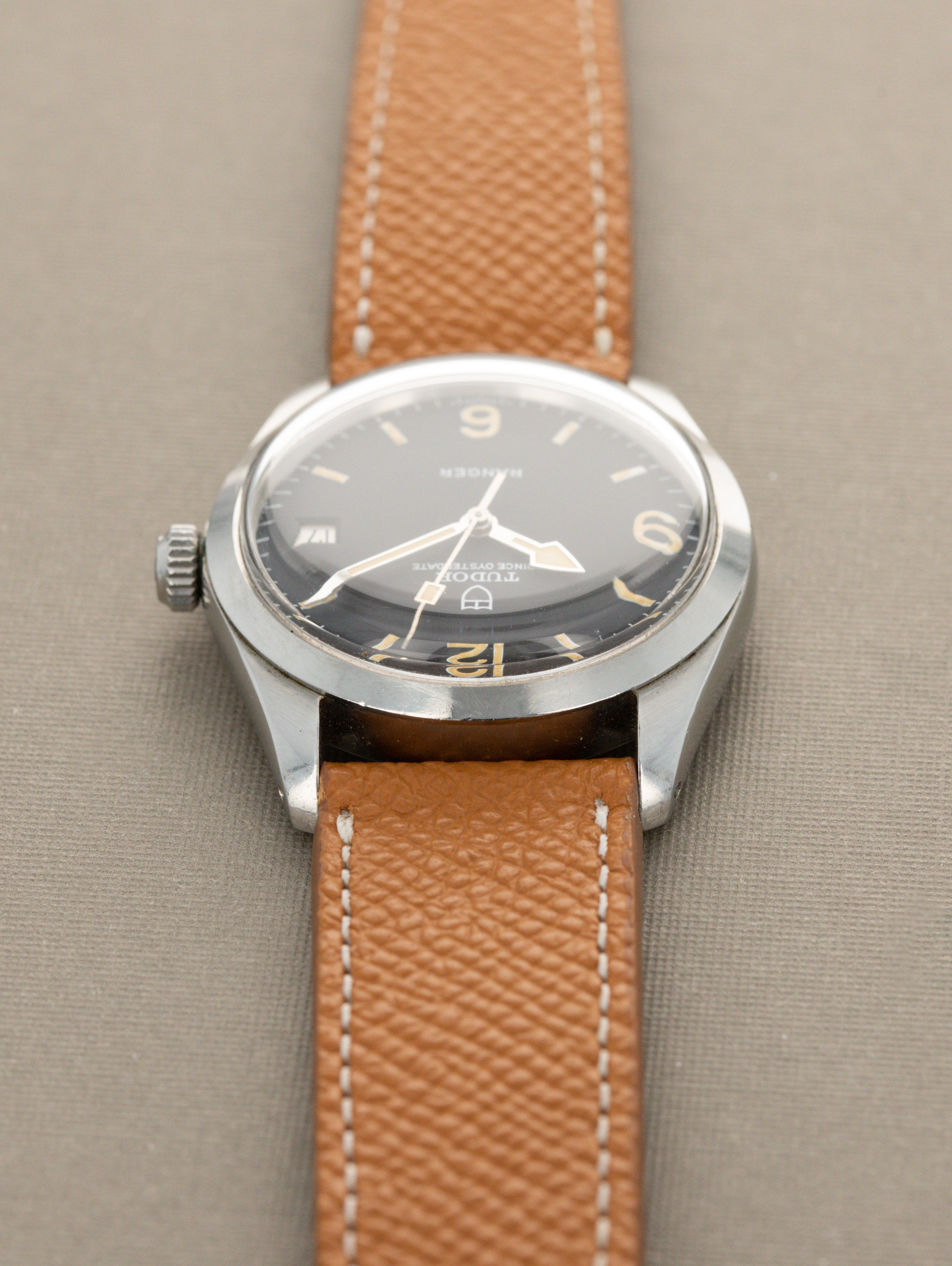 Tudor Ranger Date Ref. 9050/0