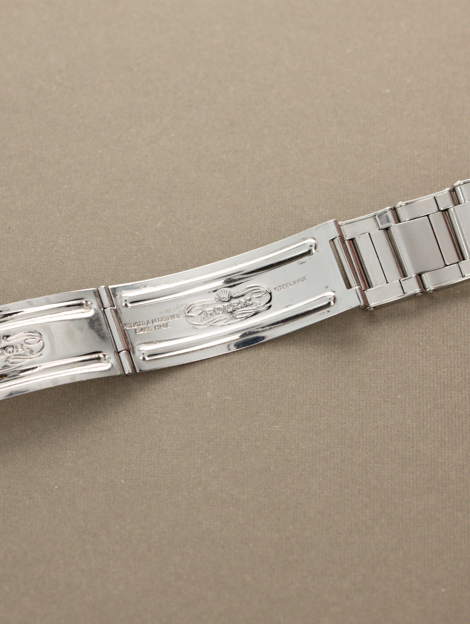 Tudor Submariner Ref. 7928 'Eagle Beak' - Gilt Dial Unpolished