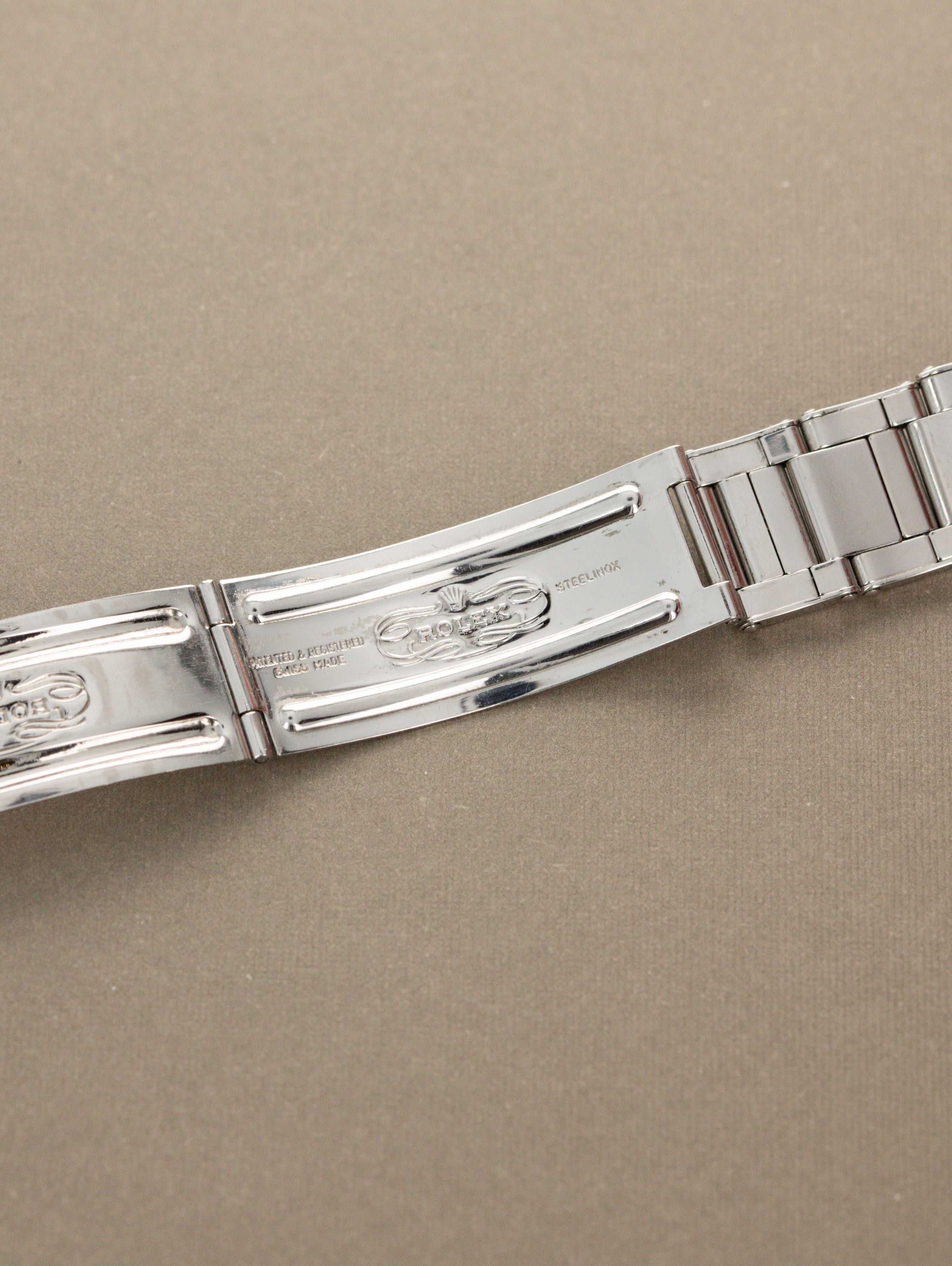 Tudor Submariner Ref. 7928 'Eagle Beak' - Gilt Dial Unpolished