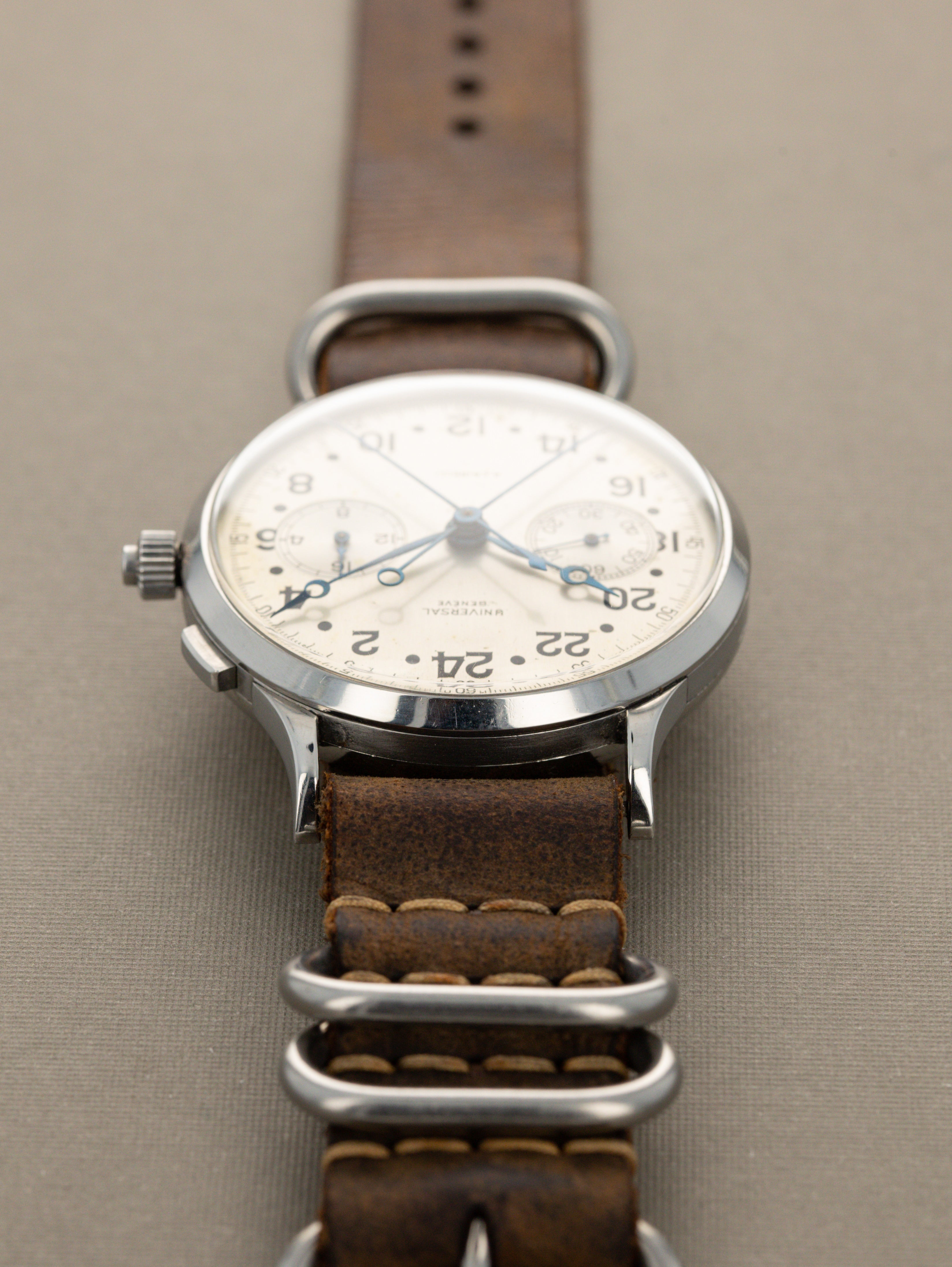 Universal Genève HA-1 Ref. 22560 - 'A. Cairelli' Split-Seconds Monopus