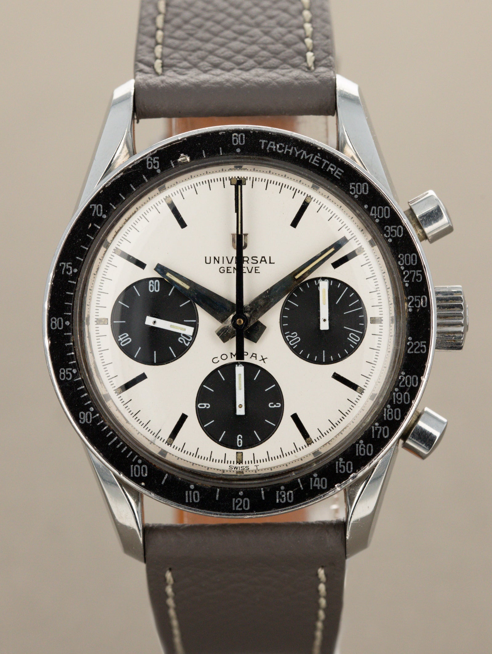 Universal Genève Compax Ref. 885103/02 - Nina Rindt