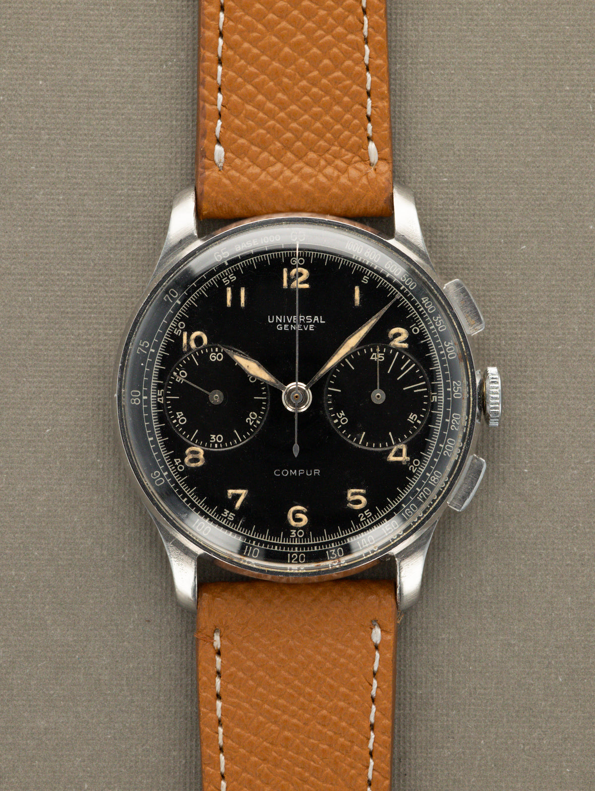 Universal Genève Compur Ref. 22445 - Luminous Black Dial Unpolished