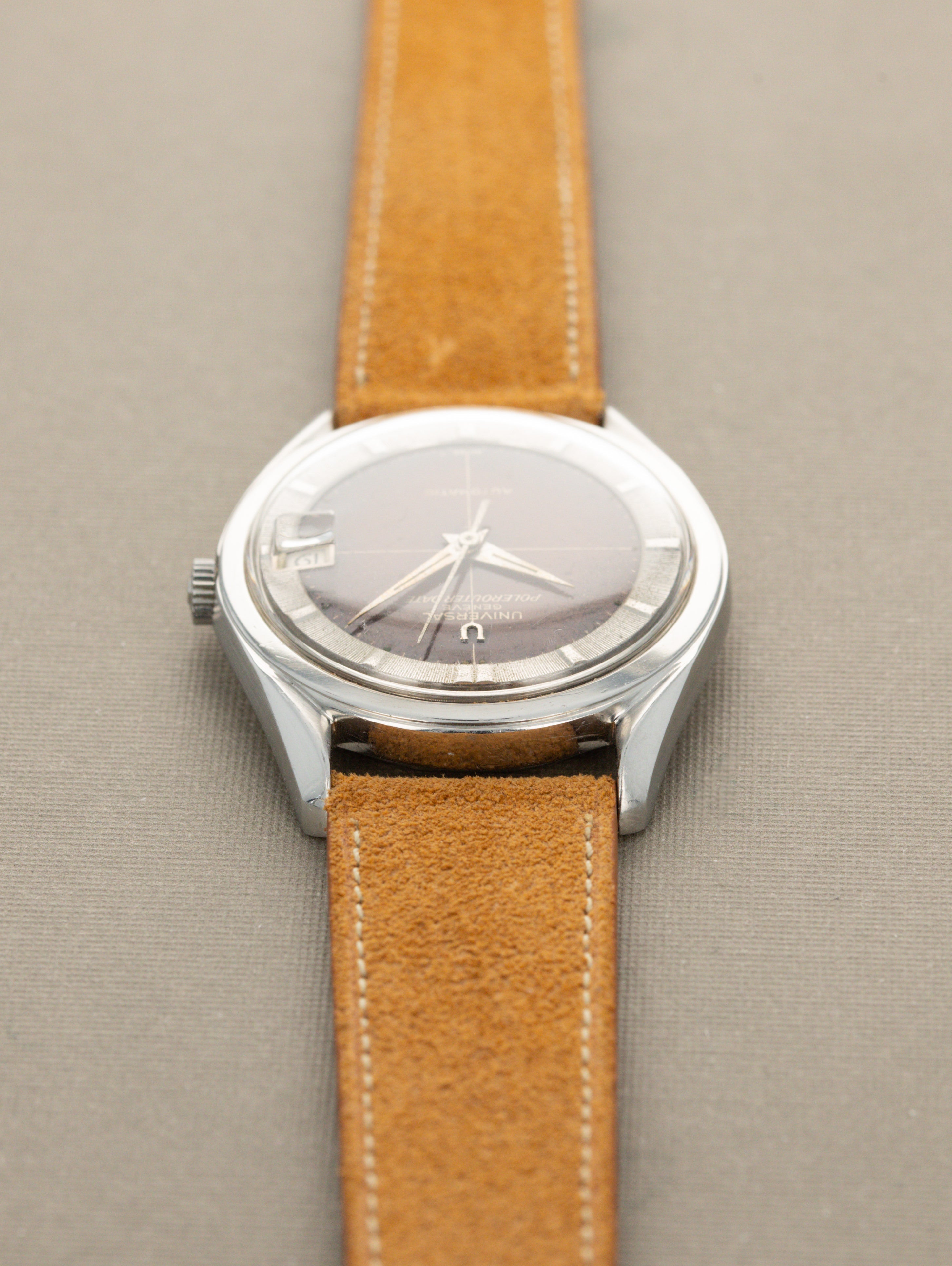 Universal Genève Polerouter Date Ref. 869111/01 - 'Tropical' Dial