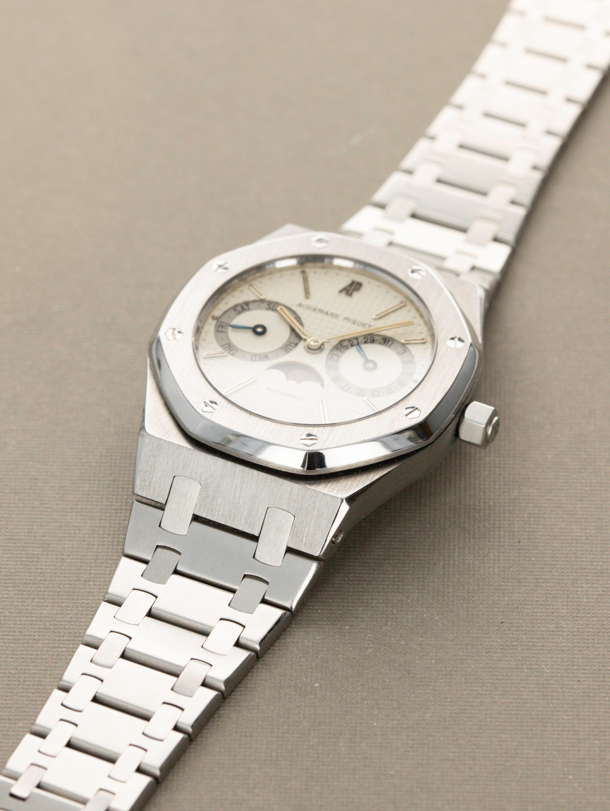 Audemars Piguet Royal Oak Day Date Moonphase Ref 25594 ST